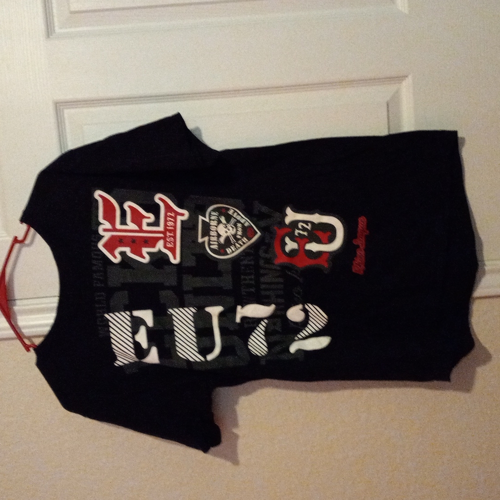 Black, White, And Red eco Unltd shirt